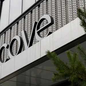 cove-landmark-pinnacle.cambridgehotelsuk.com/
