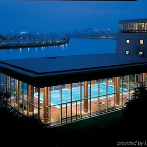 canary-riverside-plaza.cambridgehotelsuk.com/